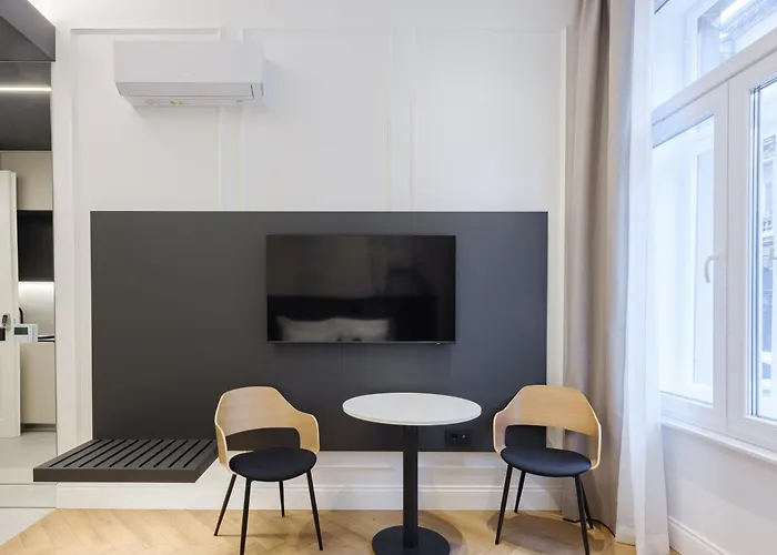 Fingerprint Art Apartments
